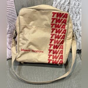 Vintage TWA Beige Crossbody Nylon Travel Bag 80s Retro hippy chic 70s boho vibes